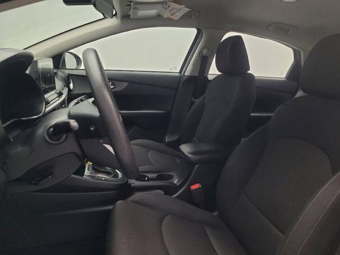 Used 2020 Kia Forte LXS image 17