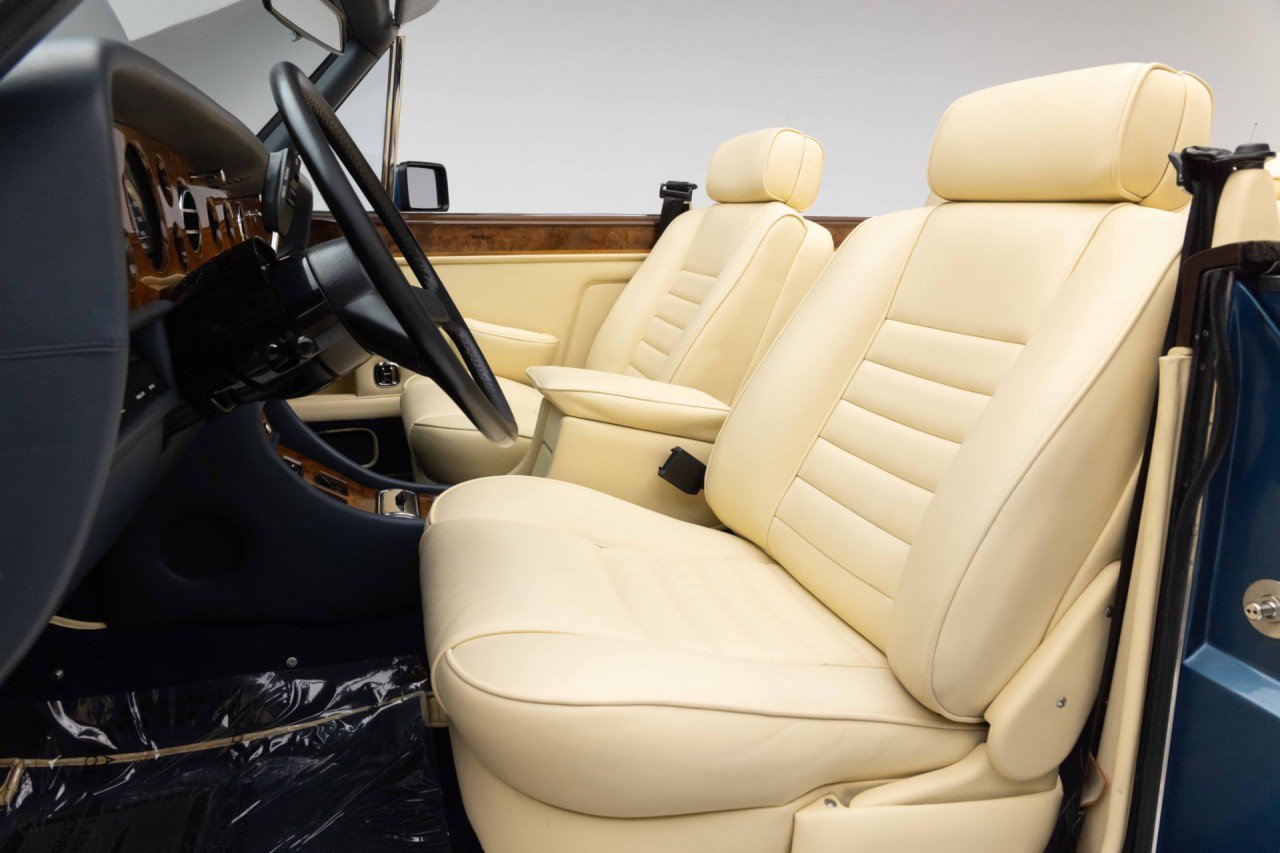 Used 1989 Rolls-Royce Corniche II RWD image 8