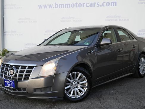 Used 2012 Cadillac CTS Luxury image 2