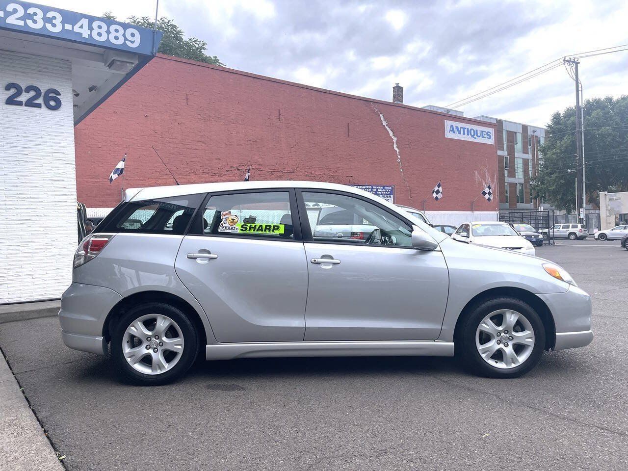 Used 2005 Toyota Matrix XR FWD image 5