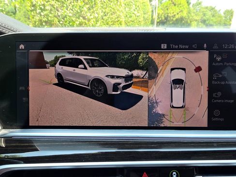 Used 2020 BMW X7 xDrive40i w/ M Sport Package AWD/4WD image 33