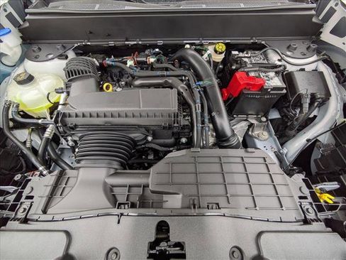 New 2026 Ford Maverick XL image 23