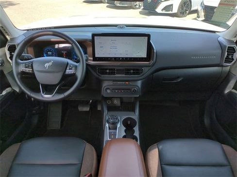 Used 2025 Ford Bronco Sport Outer Banks w/ Outer Banks Tech Package+ image 13