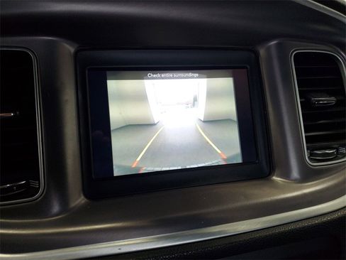 Used 2020 Dodge Charger SXT w/ Leather Interior Group image 21