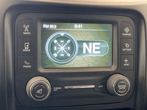 Used 2016 Jeep Cherokee Sport image 18