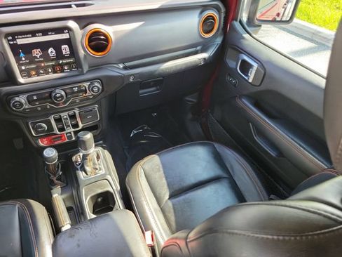 Used 2021 Jeep Gladiator Mojave AWD/4WD image 14