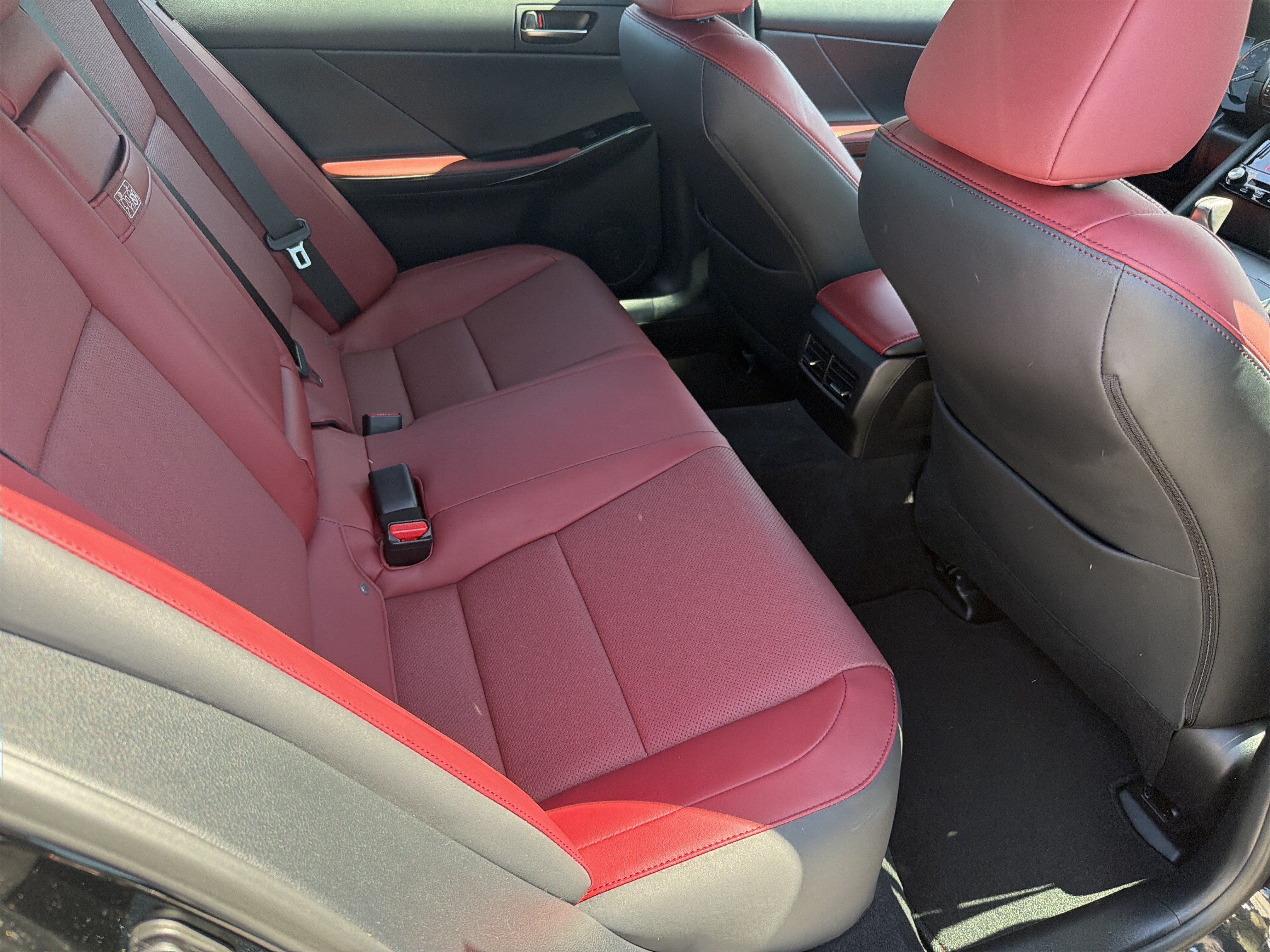 Used 2025 Lexus IS 350 F Sport RWD image 26