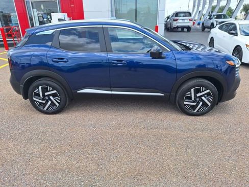 Certified 2026 Nissan Kicks SV w/ SV Premium Package FWD image 8