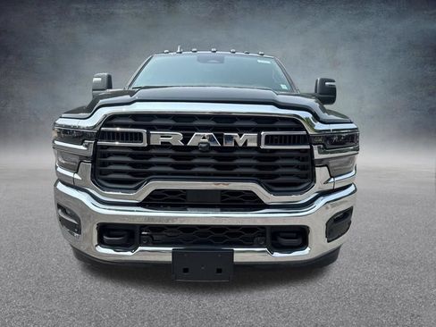 New 2026 RAM 2500 Tradesman AWD/4WD image 2
