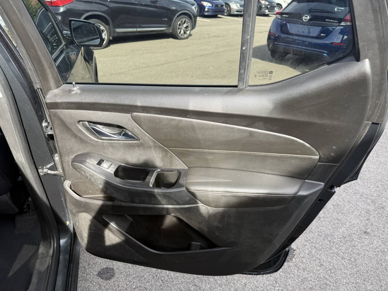 Used 2019 Chevrolet Traverse RS FWD image 14