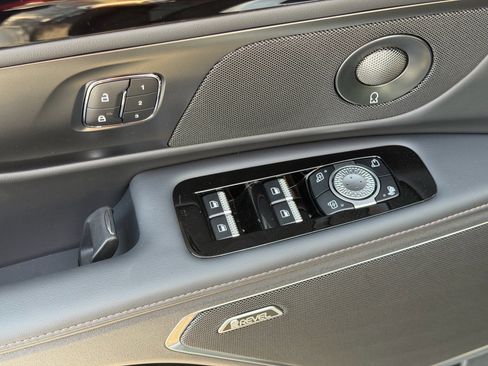 New 2026 Lincoln Nautilus Reserve w/ Jet Appearance Package image 24