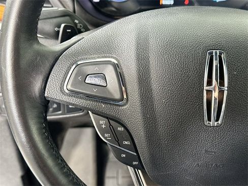 Used 2019 Lincoln MKC Select w/ Select Plus Package image 21