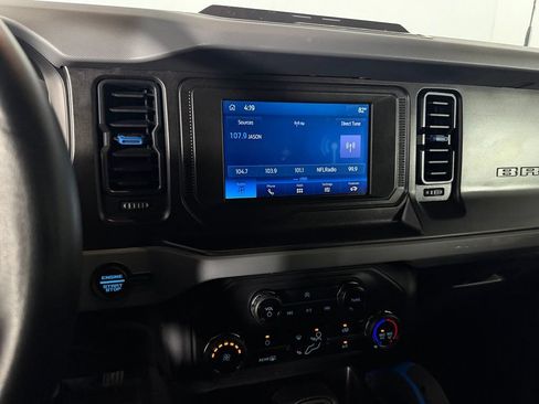 Used 2023 Ford Bronco Black Diamond AWD/4WD image 17