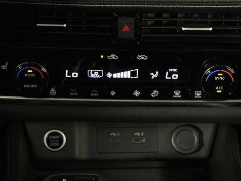 Certified 2021 Nissan Rogue SL FWD image 23