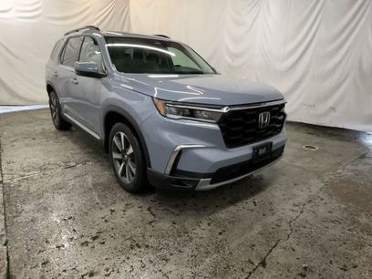 Used 2024 Honda Pilot Touring