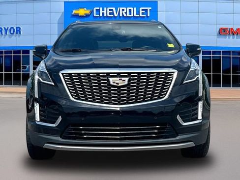 Used 2022 Cadillac XT5 Premium Luxury FWD image 2