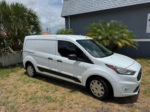 Used 2022 Ford Transit Connect XLT FWD image 4