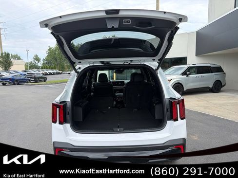 New 2026 Kia Sorento SX Prestige AWD/4WD image 11