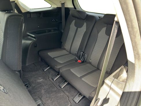 Used 2022 Kia Sorento LX FWD image 12