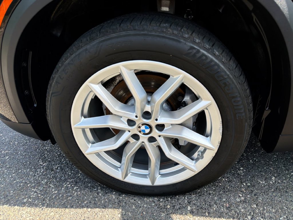 Used 2023 BMW X5 xDrive40i AWD/4WD image 16