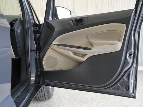 Used 2021 Ford EcoSport S image 29