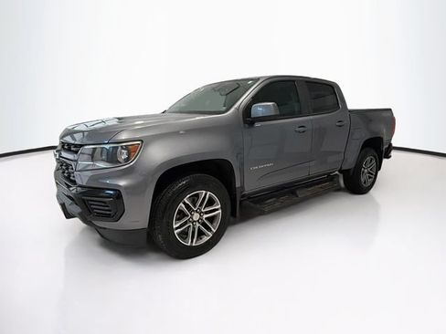 Used 2022 Chevrolet Colorado W/T w/ Custom Special Edition AWD/4WD image 3