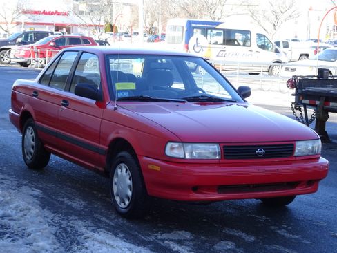 Used 1994 Nissan Sentra 2.5 Limited Edition image 4
