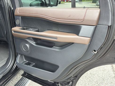 Used 2021 Ford Expedition King Ranch AWD/4WD image 18