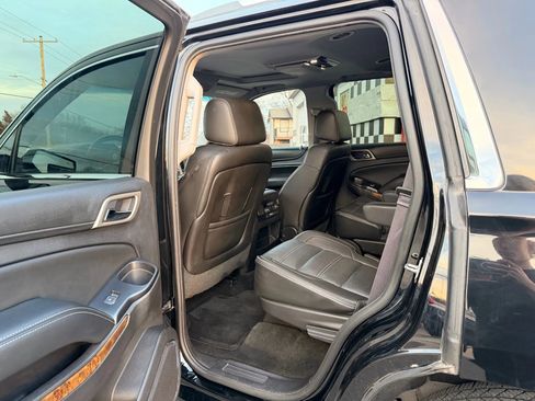 Used 2015 GMC Yukon Denali w/ Premium Package AWD/4WD image 26