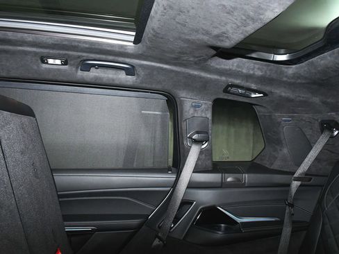 Used 2025 BMW X7 xDrive40i image 59