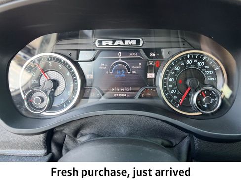 Certified 2022 RAM 1500 Laramie image 12