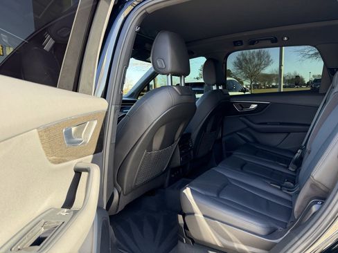 Used 2022 Audi Q7 3.0T Premium Plus w/ Premium Plus Package image 28