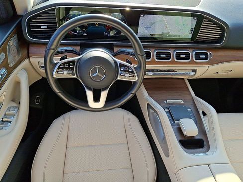 Used 2022 Mercedes-Benz GLE 350 4MATIC image 11
