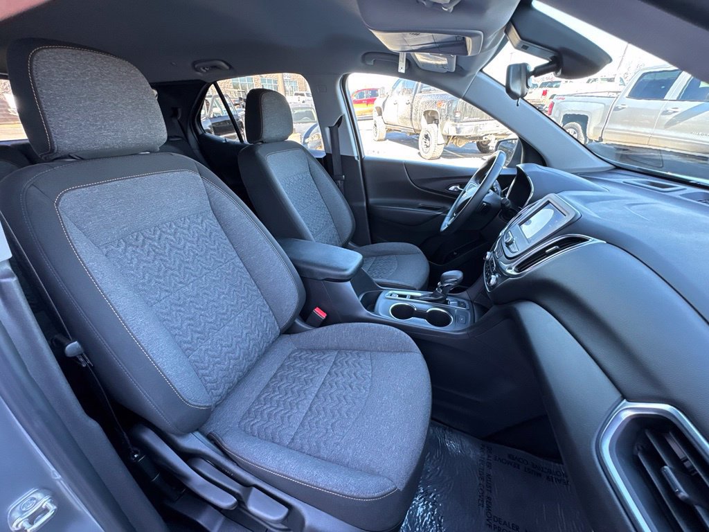 Used 2024 Chevrolet Equinox LT AWD/4WD image 37