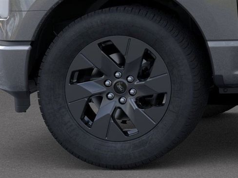 New 2025 Ford F150 Lightning Lariat image 19