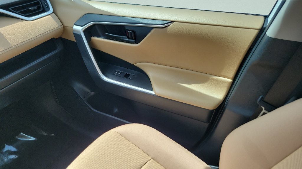 Certified 2024 Toyota RAV4 LE FWD image 13