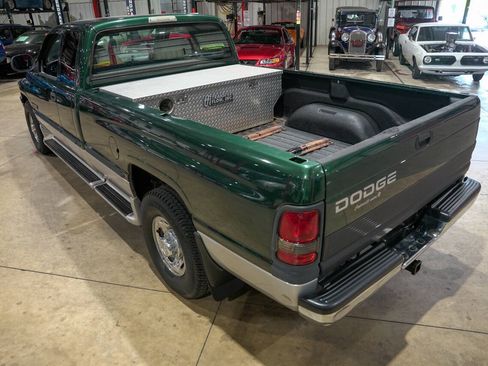 Used 1998 Dodge Ram 2500 Truck 2WD Quad Cab image 16