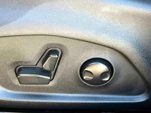 Certified 2022 Jeep Compass Limited image 17