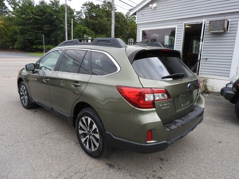 Used 2017 Subaru Outback 2.5i Limited image 5
