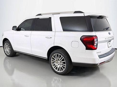 Used 2024 Ford Expedition Limited RWD image 16