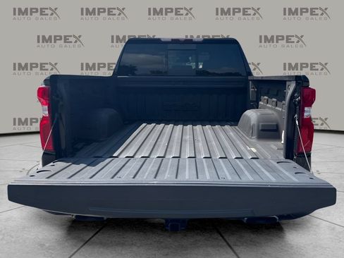 Used 2023 Chevrolet Silverado 1500 High Country AWD/4WD image 19