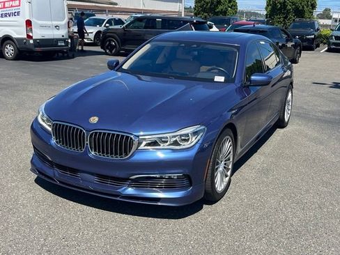 Used 2017 BMW ALPINA B7 xDrive AWD/4WD image 3