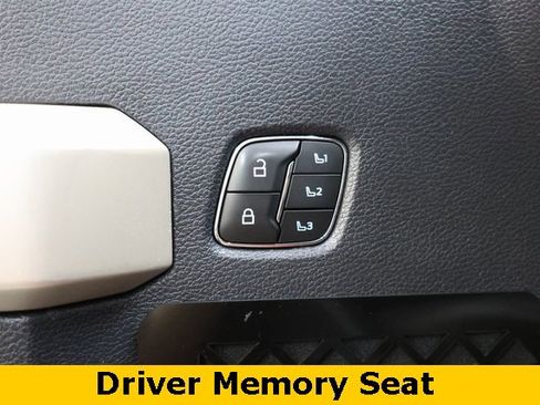 Used 2022 Ford F250 Lariat image 33