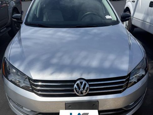 Used 2015 Volkswagen Passat 1.8T Sport FWD image 1