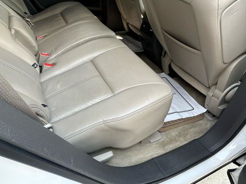 Used 2011 Ford Edge Limited FWD image 11