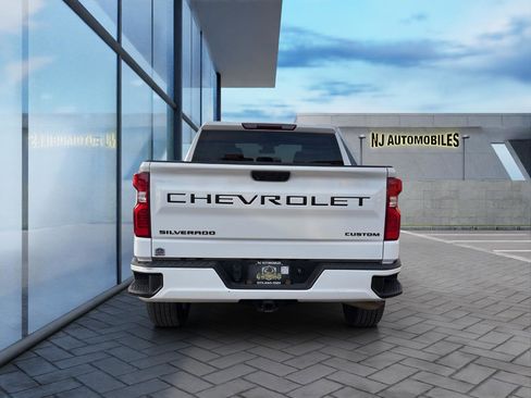 Used 2023 Chevrolet Silverado 1500 Custom w/ LPO, Dark Essentials Package image 6