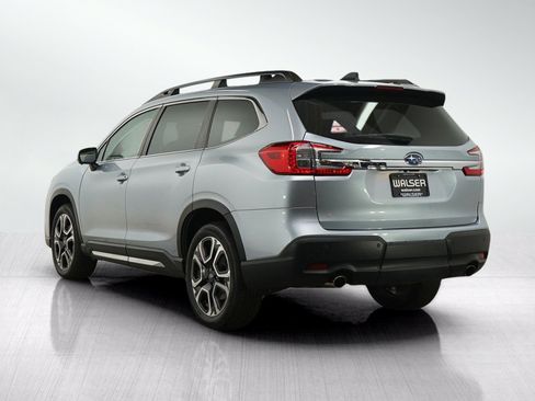 Used 2023 Subaru Ascent Limited w/ Technology Package AWD/4WD image 4