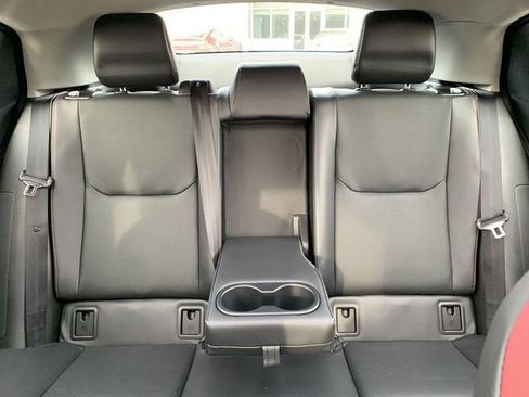 New 2025 Toyota Prius Plug-In Hybrid FWD image 32