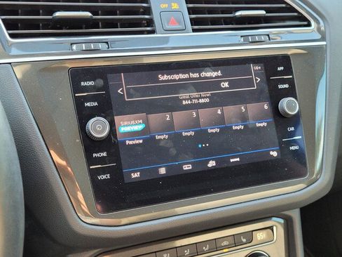 Used 2019 Volkswagen Tiguan SE image 17