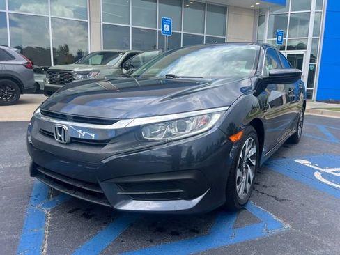 Used 2018 Honda Civic EX image 2